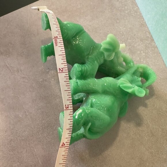 Green Soapstone Elephant Figurine Duo - Dancing Elephants Sculpture - 4 Inches T - Picture 4 of 10